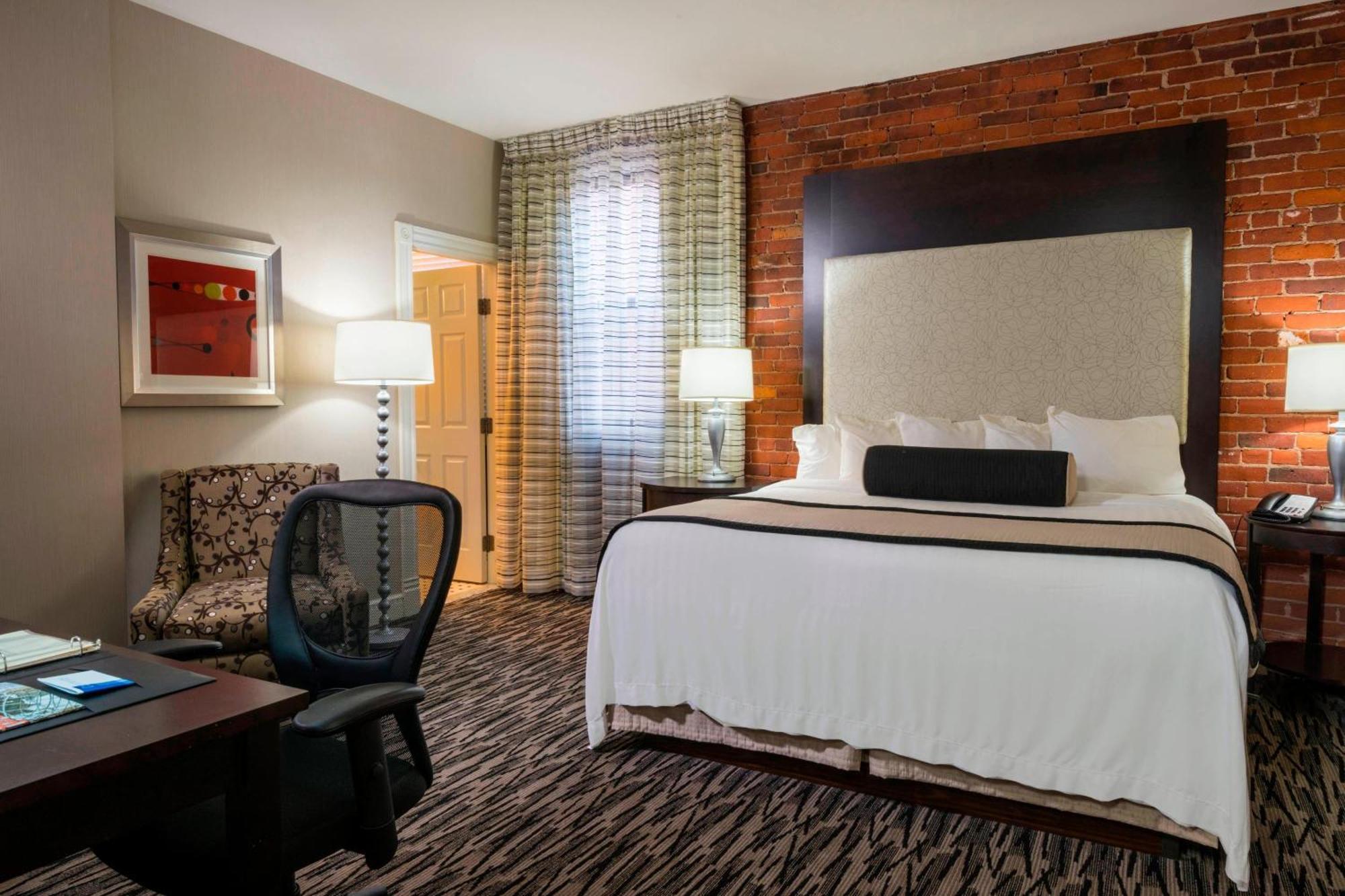 Fairfield Inn & Suites By Marriott Keene Downtown Esterno foto